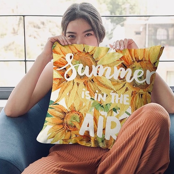 Set of 6 farmhouse style cushion covers 18” square with zipper closure - Picture 2 of 9